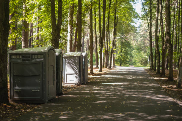 Portable Toilets for Disaster Relief Sites in Oasis, CA